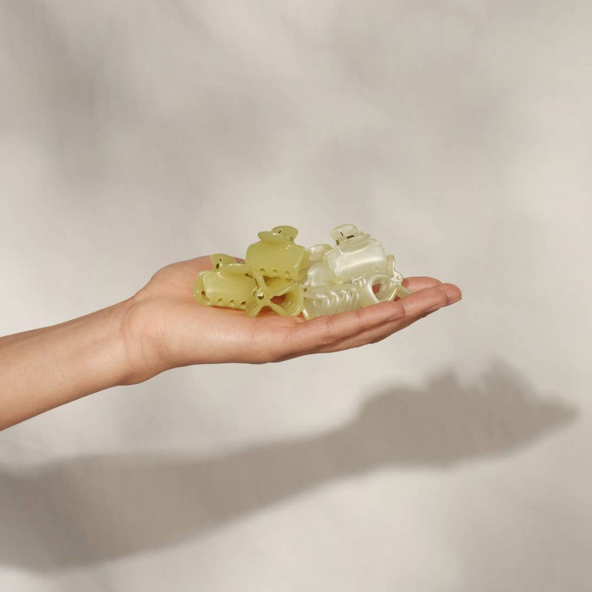 Mini Jelly Cloud Clips 8pc Set - Pearlized Cream & Butter Yellow